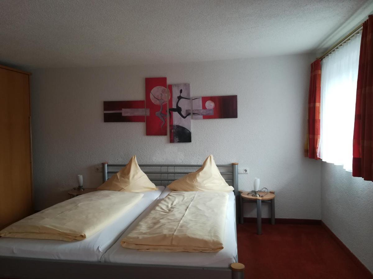Holzgauerhof Bed and Breakfast Exteriör bild
